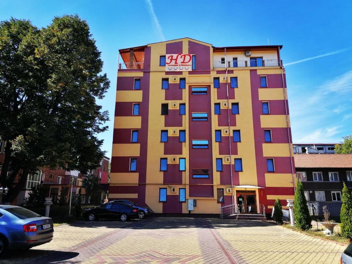 Vila Hd Hunedoara Buitenkant foto