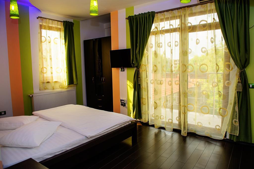 Vila Hd Hunedoara Kamer foto